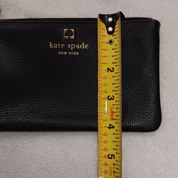 KATE SPADE Wristlet Wallet - Picture 5 of 6